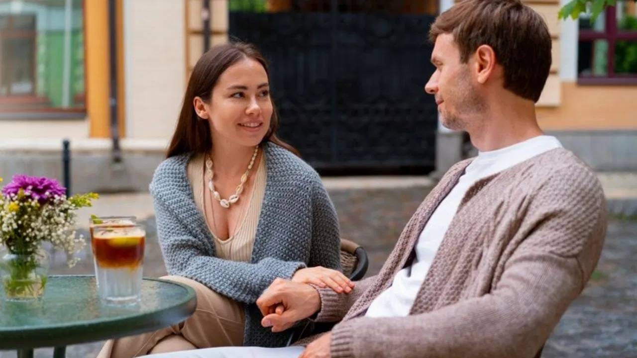 Disclaimer: वरच्या लेखातील माहिती ही प्राथमिक स्वरुपाची आहे. आम्ही या माहितीची पुष्टी करत नाही किंवा समर्थनही देत नाही. या लेखाच्या माध्यमातून अंधश्रद्धा पसरवण्याचा आमचा उद्देश नाही. वरच्या लेखात दिलेल्या माहितीवरून कोणताही निर्णय घेण्याआधी त्या-त्या क्षेत्रातील तज्ज्ञांचा सल्ला आवश्य घ्या.  