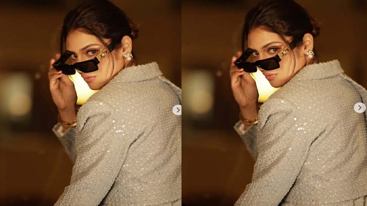 माजी खासदार महिलेचा दुसरा संसार धोक्यात, मुलाच्या जन्मानंतर पतीने सोडली साथी, पोस्ट तुफान चर्चेत माजी खासदार महिलेचा दुसरा संसार धोक्यात, मुलाच्या जन्मानंतर पतीने सोडली साथी, पोस्ट तुफान चर्चेत