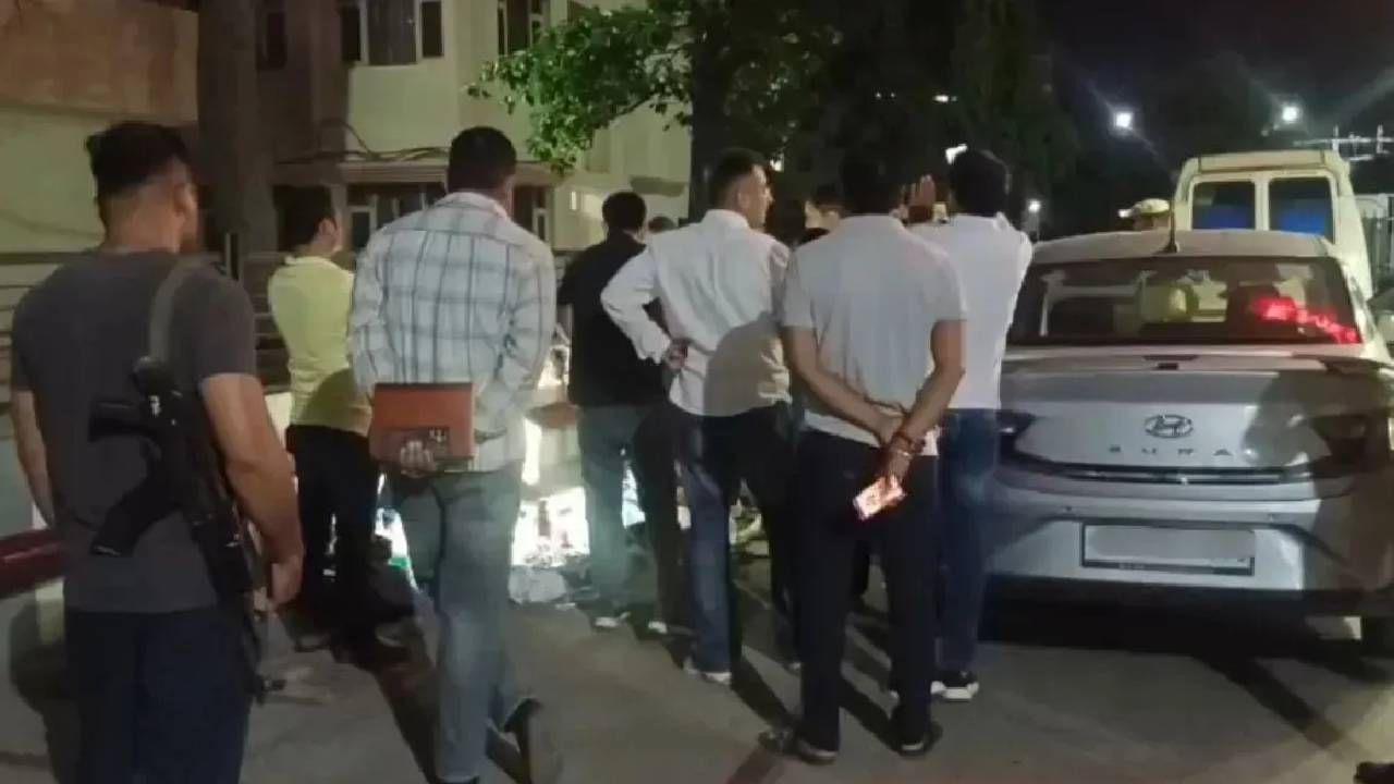 आम्ही विष घेतलंय, कर्जाचं ओझं..; सामूहिक आत्महत्येपूर्वी कुटुंबप्रमुखाने काय म्हटलं?