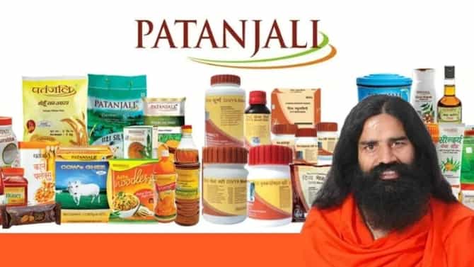 पुटकुळ्यांमुळे घरातून बाहेर पडणं अवघड झालंय? पतंजलीची ही औषधे घ्या; इतक्या दिवसात मिळेल आराम