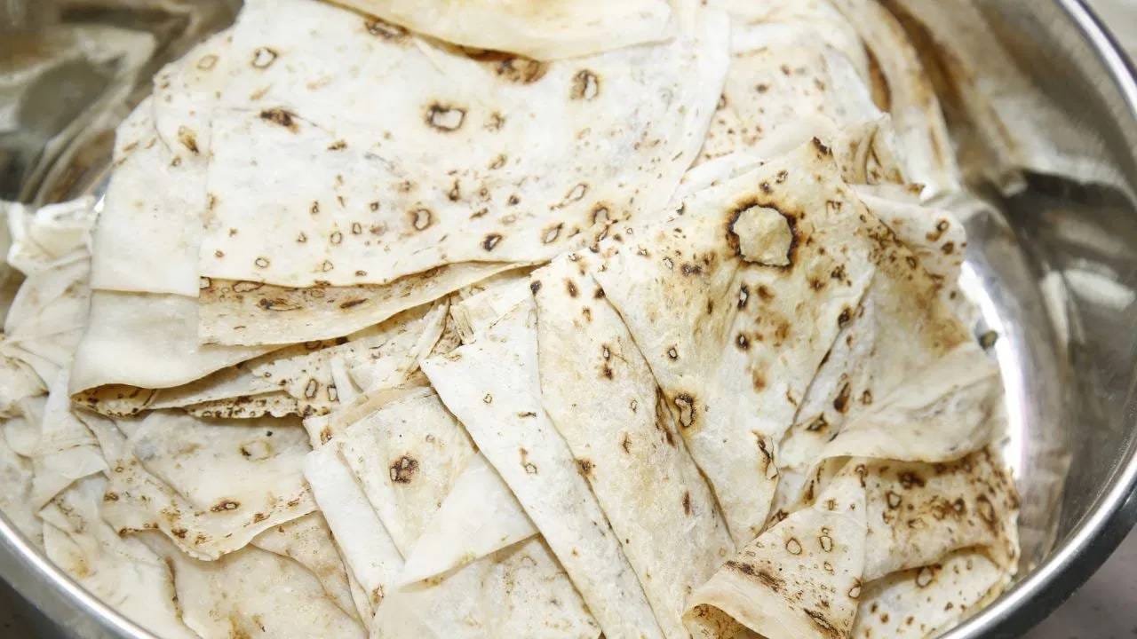 रुमाली रोटी आपल्या भारतीय आहाराचा भाग कशी बनली? जाणून घ्या रंजक इतिहास ...