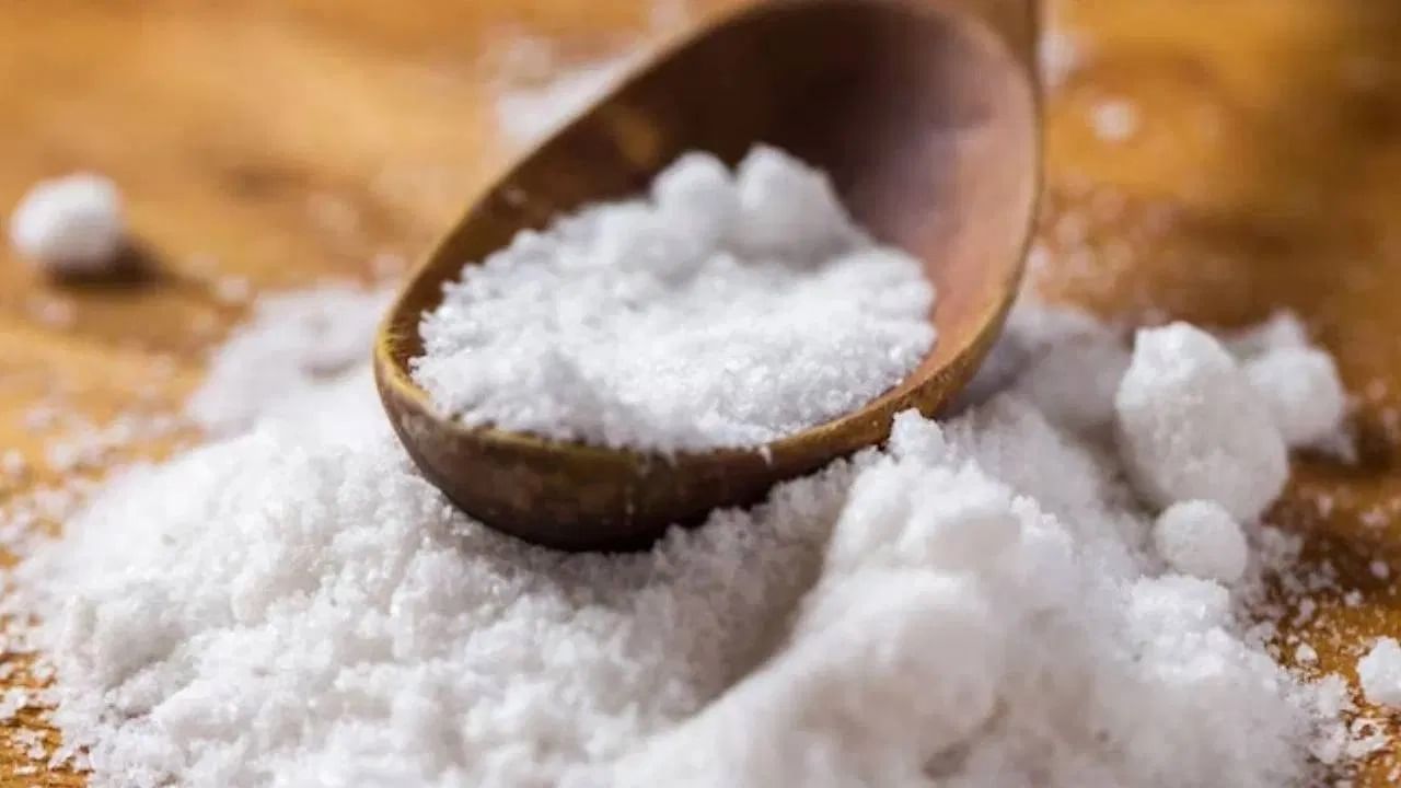 स्वयंपाक व्यतिरिक्त मीठाचा योग्य ठिकाणी करा वापर