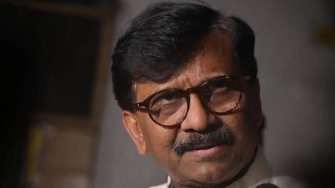 परदेशी जाणारं शिष्टमंडळ म्हणजे टुर्स अँड ट्रॅव्हल्स... संजय राऊत