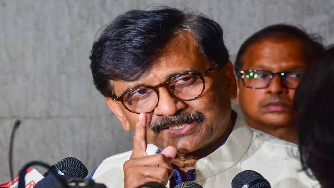 Prasad Lad : संजय राऊत उलट्या पायाचे बांडगुळ, शरद पवारांच्या घरात भांडी घासण्याचं त्यांचं काम... भाजपच्या नेत्याचा घणाघात