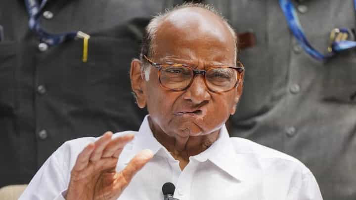 Sharad Pawar : म्हणून राऊतांना जेलमध्ये जावं लागलं; शरद पवारांनी सांगितलं राऊतांच्या जेलमध्ये जाण्याचं कारण Sharad Pawar : म्हणून राऊतांना जेलमध्ये जावं लागलं; शरद पवारांनी सांगितलं राऊतांच्या जेलमध्ये जाण्याचं कारण