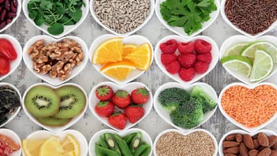 superfoods for kids: उन्हाळ्यात मुलांना निरोगी ठेवण्यासाठी त्यांच्या आहारात या 5 सुपरफूड्सचा समावेश करा...
