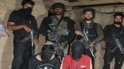 जम्मू-काश्मिरात सुरक्षा दलास मोठे यश, लश्करच्या दोन दहशतवाद्यांकडून आत्मसमर्पण