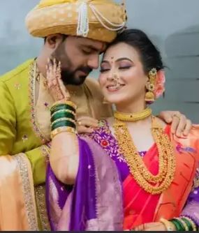 तसेच, तिला मारहाण केली होती. त्यामुळे शशांक याने वैष्णवी हीस जबरदस्तीने शिवीगाळ व मारहाण करुन माझ्या राहत्या घरातून चालती हो, नाहीतर मी तुला हकलून देईन असे म्हणून घरातून हाकलून दिले होते, असंही या तक्रारीत सांगण्यात आलंय. 