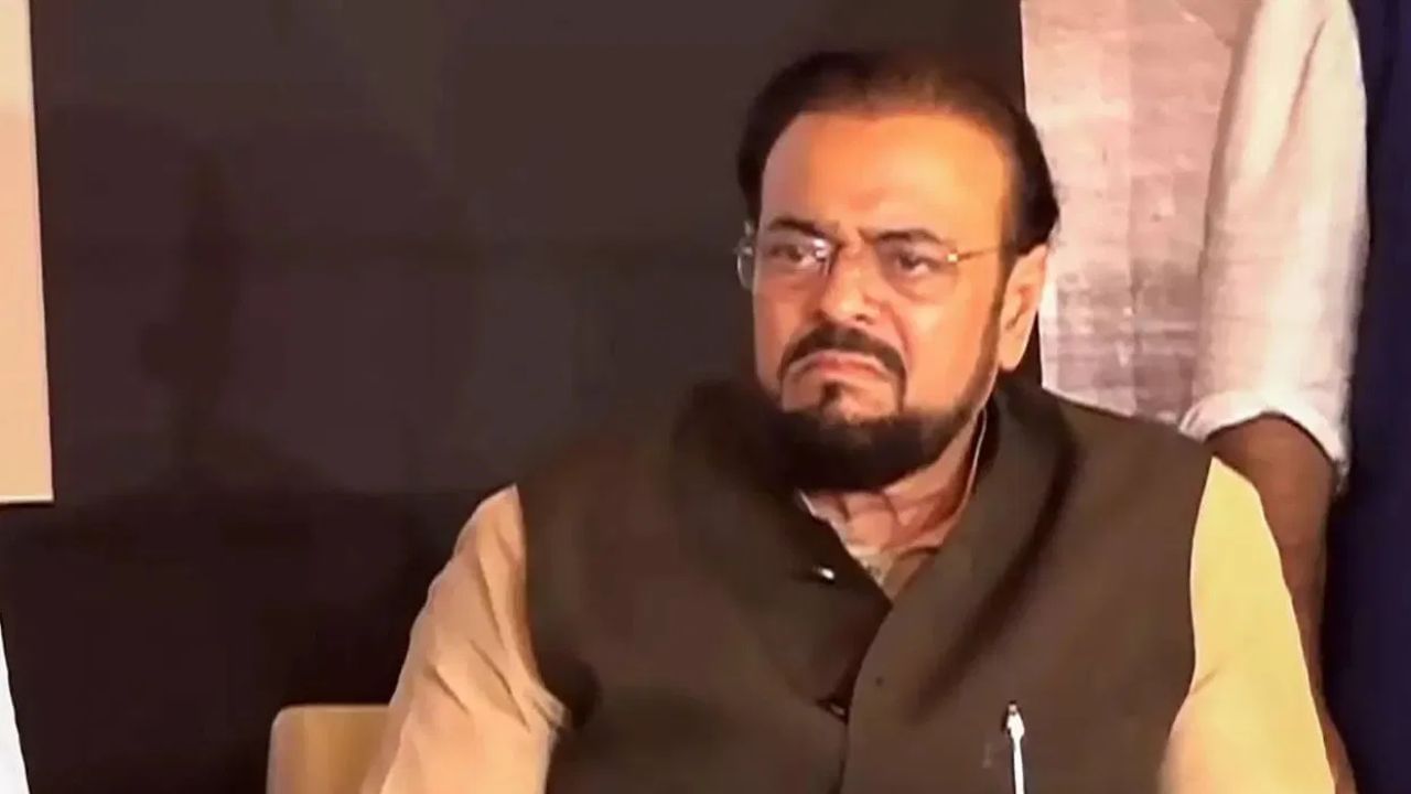 'मराठी मुद्दा होता है क्या, फालतू बाते करते है...', अबू आझमी नेमकं काय म्हणाले? 'मराठी मुद्दा होता है क्या, फालतू बाते करते है...', अबू आझमी नेमकं काय म्हणाले?