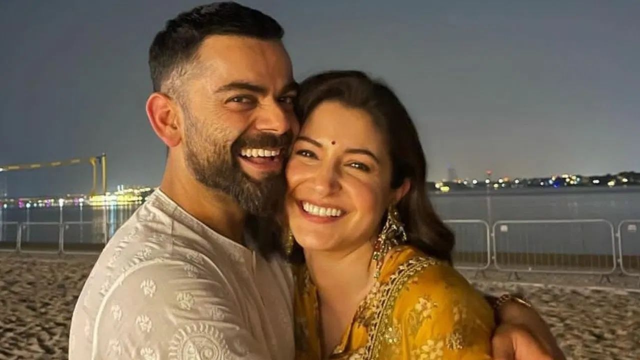 अकाय आणि वामिका या दोघांचा फोटो कुणी चोरून काढू नये, याची संपूर्ण काळजी सोनू घेतो. सोनू अनुष्कासोबत 2017 पासून आहे. (Photo Credit : Tv9 Bharatvarsh)