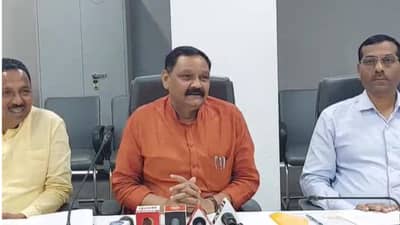 मी हिंदी बोलणारच नाही, फक्त मराठीतच बोलणार... भाजपचा मंत्री नेमकं काय म्हणाला? चर्चा सुरू