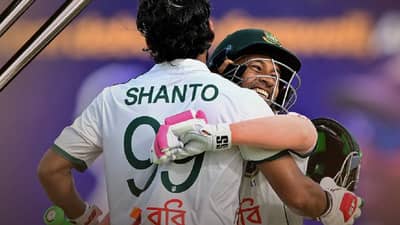 SL vs BAN : कसोटीच्या पहिल्याच दिवशी बांगलादेश श्रीलंकेवर पडला भारी, दिवसअखेर असा फिरला सामना