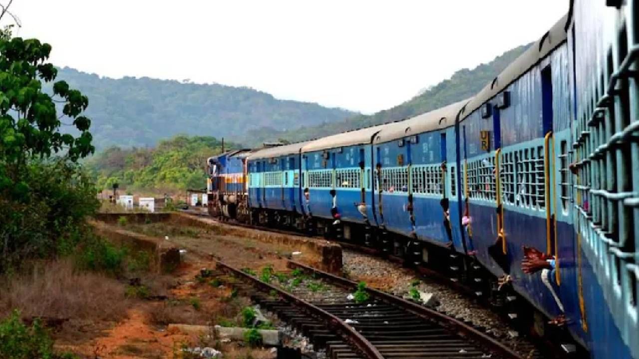 80 टक्के लोकांना नाही माहिती, काही मिनिटांत होणार तिकिट बुक, प्रोसेस जाणून घ्या