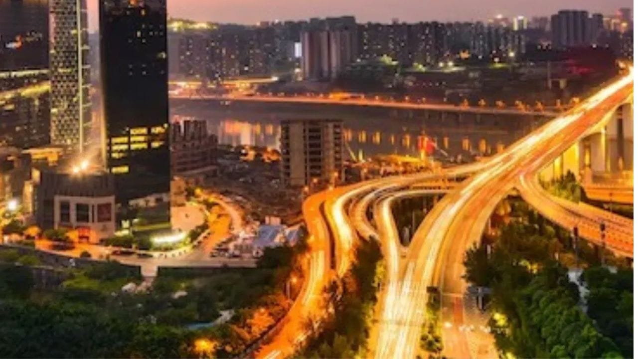 एनआयएने मोमीनपूरतील त्या दुकानतील सीसीटीव्ही फुटेज जमा केले आहे. आता त्याचा तपास केला जात आहे. एनआयएने एका हॉटेल कर्मचारी मोहम्मद वकील यालाही अटक केली. वकील आणि जाट यांच्यात ई-वॉलेटने आर्थिक व्यवहार झाल्याचा संशय आहे.