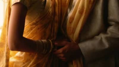 मुल होण्यासाठी पाठवले 2 पुरुषांकडे, नंतर नवऱ्याने स्वत:च... ऐकून पोलिसही चकीत झाले