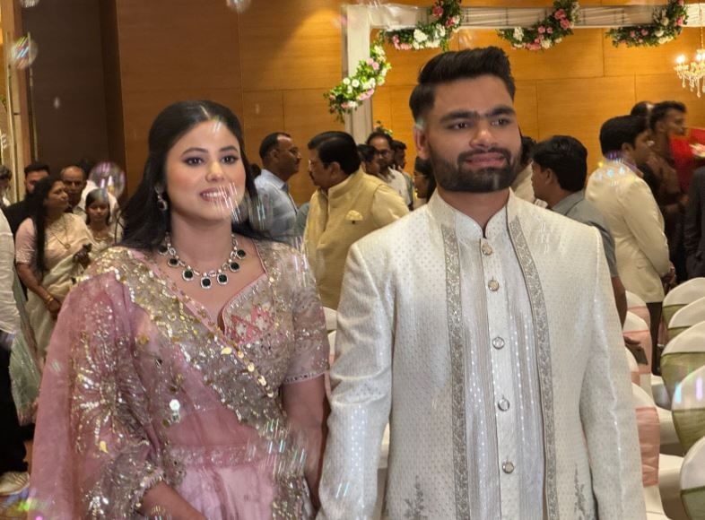  या कार्यक्रमाला क्रिकेट तसेच राजकीय क्षेत्रातील अनेक दिग्गज व्यक्ती हजर होत्या. 