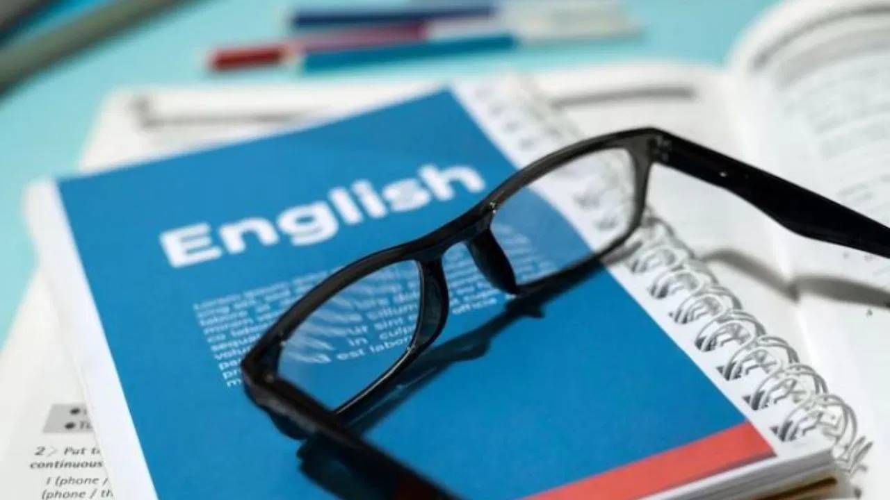 इंग्लिश शिकायचंय? मग दररोज 15 मिनिटे 'हे' टंग ट्विस्टर बोलून बना एक्स्पर्ट!