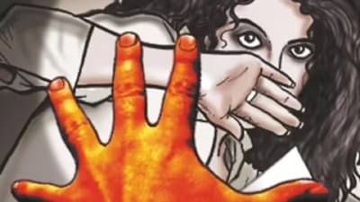 चालकाने मार्ग बदलला अन्... धावत्या कॅबमध्ये महिला पायलटचा विनयभंग; मुंबई हादरली