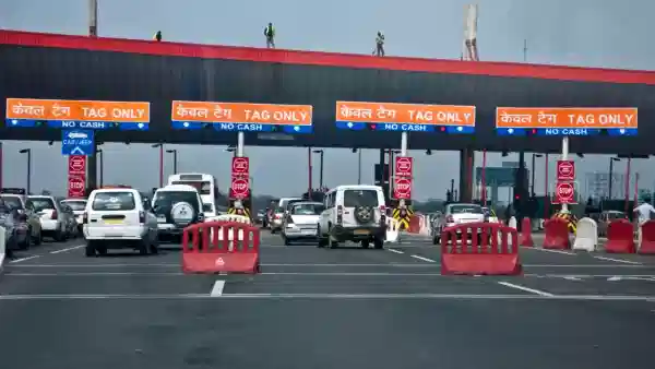 Toll Tax: भारतातील यालोकांना टोल टॅक्स माफ, वाचा संपूर्ण यादी