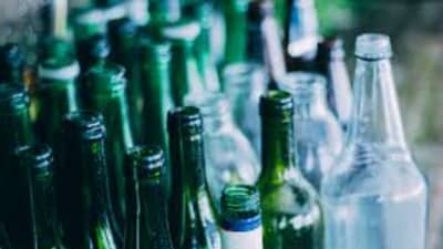 प्लास्टिकच्या तुलनेत काच अधिक घातक, नवीन अभ्यासातून धक्कादायक माहिती समोर 