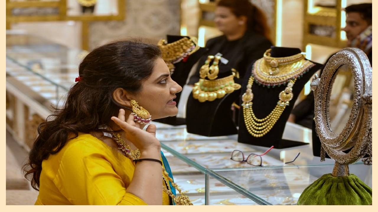 SARAF पेशेवरों ने यह भी भविष्यवाणी की है कि अगली अवधि में ईरान और ईरानिल के बीच युद्ध होने पर युद्ध की कीमतें एक और 91,000 रुपये तक गिर जाएंगी, या यदि युद्ध का मैदान खत्म हो गया है।