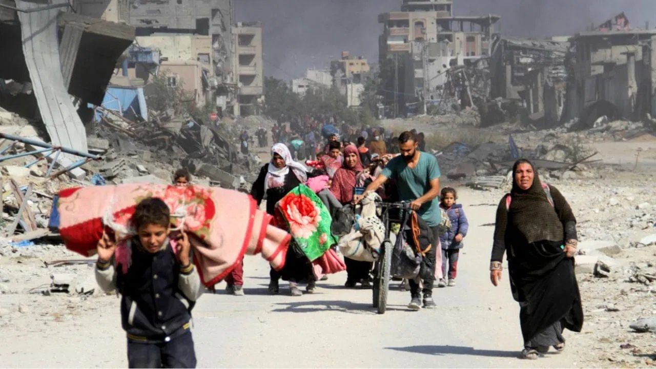 गाझामध्ये पिठाची पोती घेऊन जाणाऱ्यांवर गोळीबार, 18 जणांचा मृत्यू