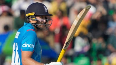 इंग्लंडच्या Joe Root चा शतकी धमाका, शिखर धवनचा रेकॉर्ड ब्रेक, वर्ल्ड कप विनर कॅप्टनला पछाडलं