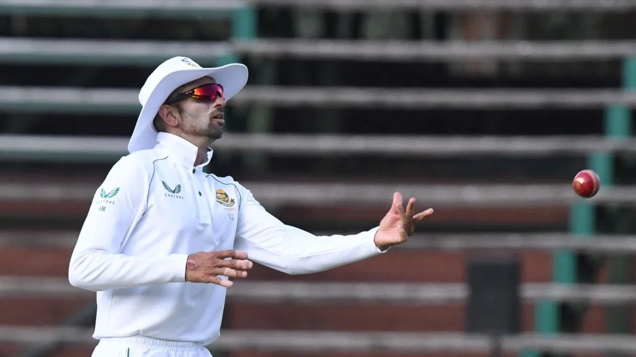 Keshav Maharaj : हनुमान भक्त केशव महाराजचं ऐतिहासिक 'द्विशतक', दक्षिण आफ्रिकेसाठी अशी कामगिरी करणारा पहिलाच खेळाडू