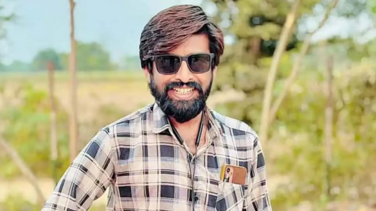 धक्कादायक बाब म्हणजे 12 जून रोजी अहमदाबादमध्ये झालेल्या विमान अपघातानंतर गुजराती चित्रपट निर्माते महेश जिरावाला अजूनही बेपत्ता आहेत. त्यांच्या पत्नीचे म्हणणे आहे की, अपघातात मृत्युमुखी पडलेल्यांमध्ये महेशचाही समावेश असू शकतो.