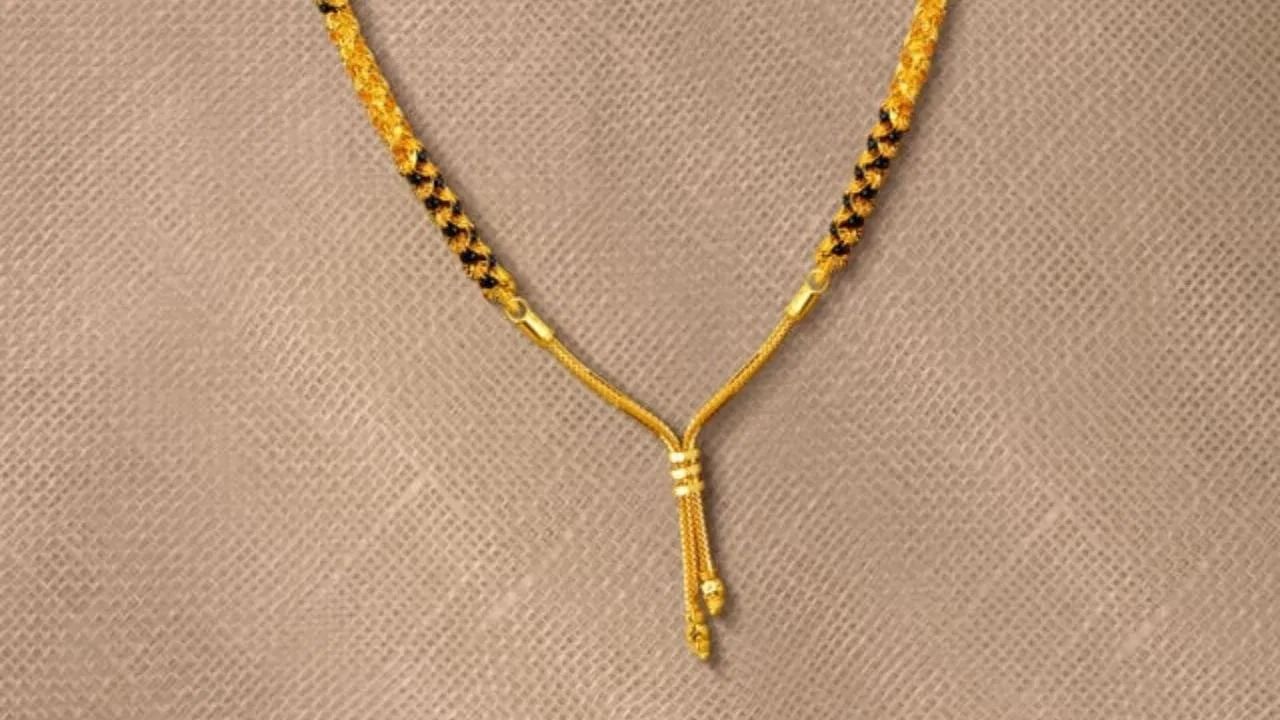 मंगळसूत्राचा मुख्य उद्देश पतीचे दीर्घायुष्य आणि उत्तम आरोग्य यासाठी आशीर्वाद मिळवणे हा आहे. काळे मणी आणि सोन्याची साखळी हे पतीला नकारात्मक ऊर्जांपासून वाचवतात.