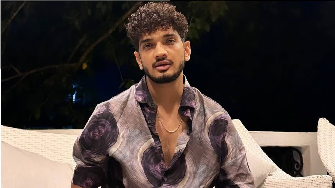 VHP, बजरंग दलाच्या धमकीमुळे अखेर शेवटच्या क्षणी मुनव्वर फारुकीला वगळलं