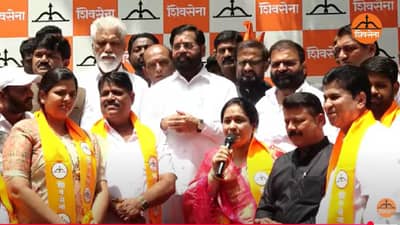 नाशिकमध्ये उद्धव सेनेला शिंदे सेनेचा दे धक्का; नाशिक महापालिका निवडणुकीपूर्वीच लावला सुरूंग, गळती थांबवण्याचे आव्हान