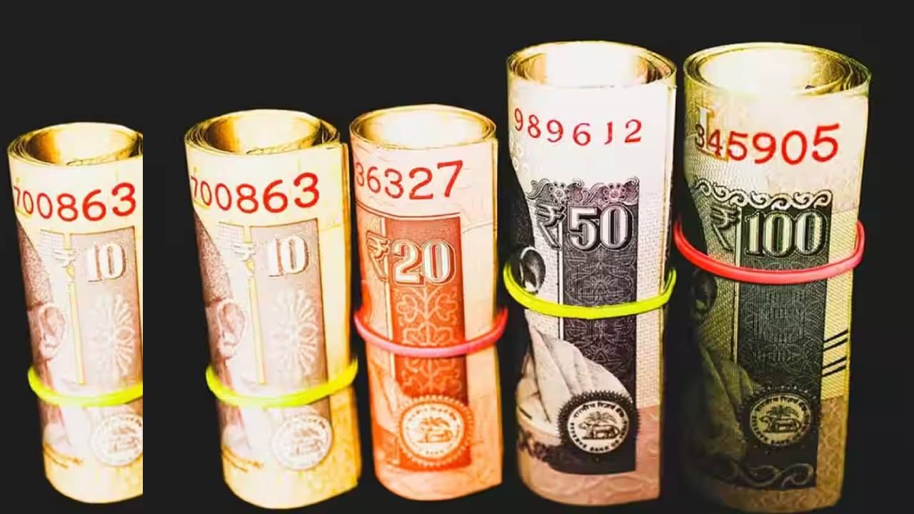 कम्पाऊंडिंग ही पीपीएफची खरी ताकद आहे. पीपीएफ खाते म्यॅचुअर झाल्यावर 5-5 वर्षाच्या टप्प्यात त्याला मुदतवाढ देता येते. त्यातून तुम्हाला मोठा फायदा मिळतो. 