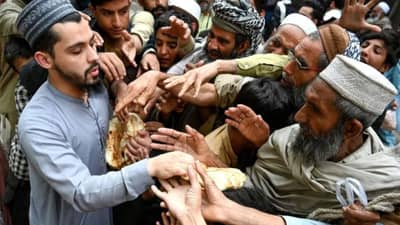 पाकिस्तानवर उपासमारीची वेळ, जागतिक बँकेच्या अहवालातून धक्कादायक खुलासा