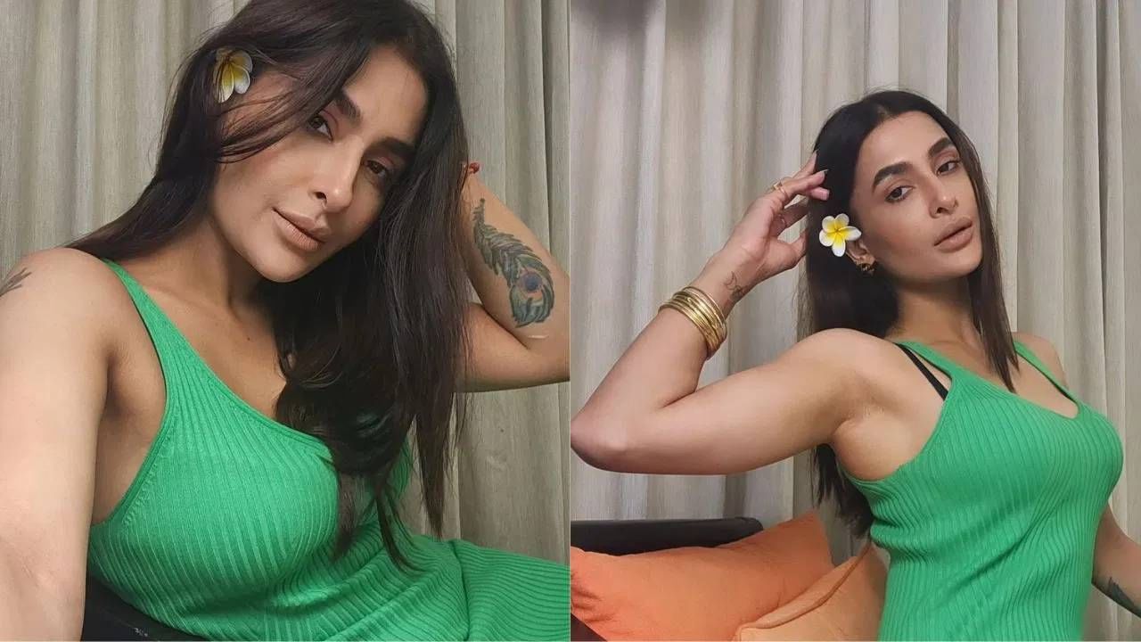 या दरम्यान अभिनेत्रीने सांगितले की, मंदिरांमध्ये पाहिले जाते की पंडितजी देवीचे कपडे बदलतात. पण, असे होऊ नये.