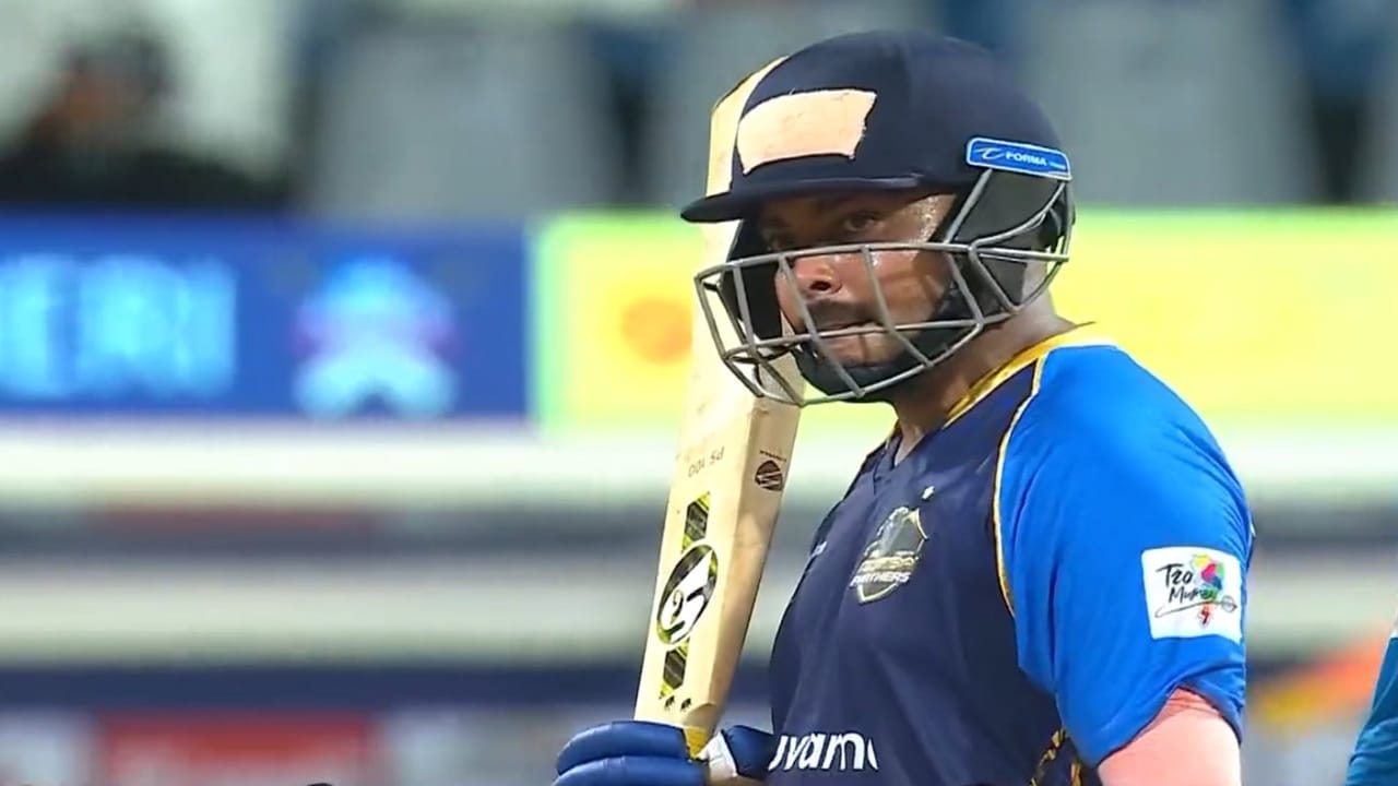 Prithvi Shaw : 15 बॉलमध्ये 66 रन्स, पृथ्वी शॉ याची सूर्यकुमार यादवच्या टीम विरुद्ध वादळी खेळी Prithvi Shaw : 15 बॉलमध्ये 66 रन्स, पृथ्वी शॉ याची सूर्यकुमार यादवच्या टीम विरुद्ध वादळी खेळी