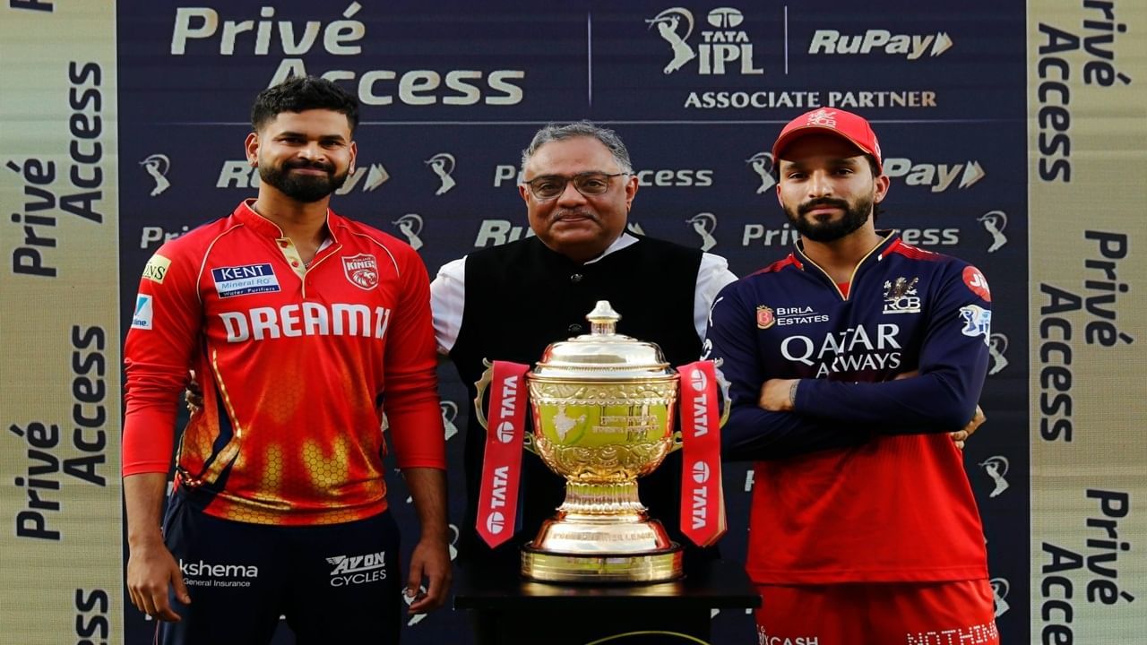 आयपीएल 2025 मधील अंतिम सामना अहमदाबादमधील नरेंद्र मोदी स्टेडियममध्ये खेळवण्यात येत आहे. या सामन्यात रॉयल चॅलेंजर्स बंगळुरू विरुद्ध पंजाब किंग्ज आमनेसामने आहेत. (Photo Credit : IPL X Account)