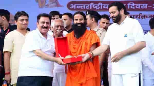 योग हा सनातन धर्माचा सार, आंतरराष्ट्रीय योग दिनानिमित्त रामदेव बाबांचे भाष्य
