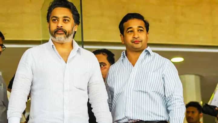 Rane Brothers : सगळ्यांचा बाप म्हणून भाजपचा.. , 'ते' विधान अन् राणे बंधूंचं शाब्दिक युद्ध पेटलं Rane Brothers : सगळ्यांचा बाप म्हणून भाजपचा.. , 'ते' विधान अन् राणे बंधूंचं शाब्दिक युद्ध पेटलं