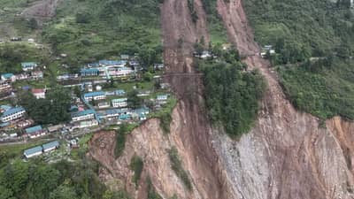 सिक्कीमच्या लाचेनमध्ये मोठी दुर्घटना, भूस्खलनात तीन जवान शहीद, 6 जण बेपत्ता