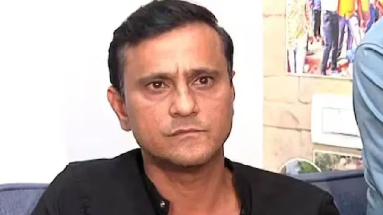 Sandeep Deshapande : अभिजात भाषेचा दर्जा देऊन उपकार केल्याचं.., संदीप देशपांडेंचं मोठं विधान Sandeep Deshapande : अभिजात भाषेचा दर्जा देऊन उपकार केल्याचं.., संदीप देशपांडेंचं मोठं विधान