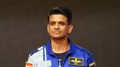 भारतासाठी अभिमानाचा क्षण! फायटर पायलट शुभांशू शुक्ला अंतराळात झेप घेण्यासाठी सज्ज