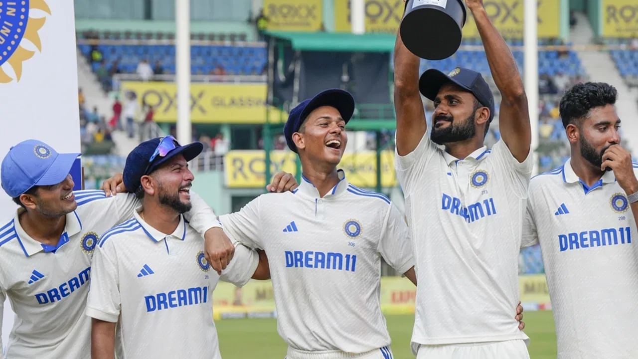 IND vs ENG : टीम इंडियासाठी पहिल्या कसोटीआधी गूड न्यूज, 23 वर्षांची प्रतिक्षा संपणार! IND vs ENG : टीम इंडियासाठी पहिल्या कसोटीआधी गूड न्यूज, 23 वर्षांची प्रतिक्षा संपणार!