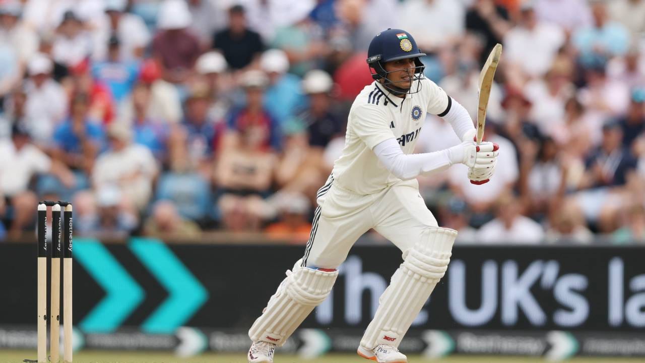 भारताने पहिला कसोटी सामना 1967 साली खेळला होता. तेव्हापासून आतापर्यंत एकही कर्णधार या मैदानात कसोटी सामना जिंकू शकलेला नाही. पण शुबमन गिलकडे हा सामना जिंकण्याची संधी आहे. 