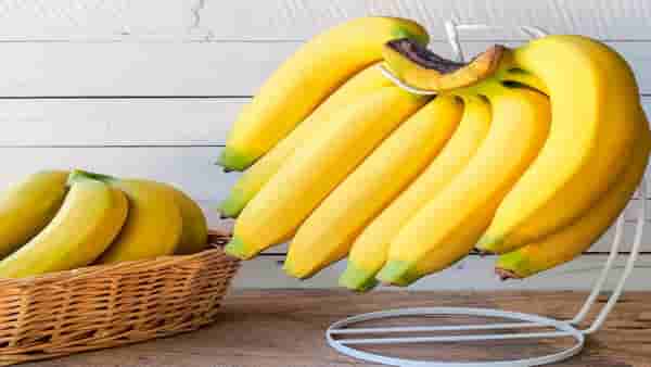 पिकलेली केळी जास्त दिवस ताजी ठेवण्यासाठी या सोप्या टिप्सचा करा वापर