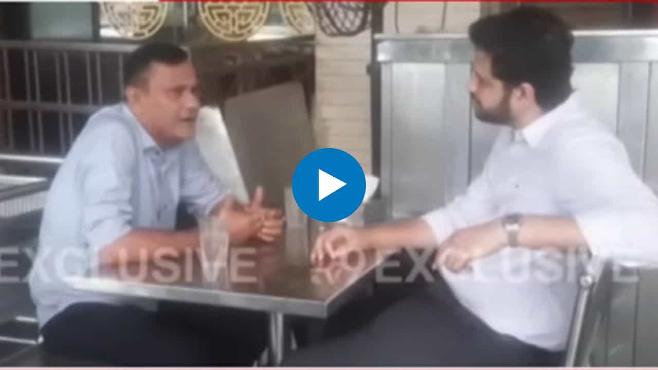 Maharashtra Politics : ठाकरे बंधूंच्या जवळच्या दोन नेत्यांची जेवणासाठी हॉटेलमध्ये भेट