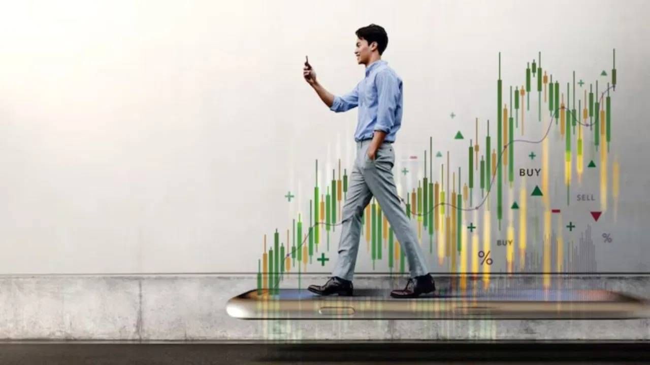 "जे तुम्ही करत आहात, ते तुम्हाला अजिबात समजत नसेल तर तीच खरी जोखीम आहे." कोणी सांगितले म्हणून गुंतवणूक करू नका. विना विचार गुंतवणूक करणे फायद्याचे ठरत नाही. तुम्ही स्वतः संशोधन करा, अभ्यास कार मग गुंतवणुकीचा विचार करा, असे बफे सांगतात.