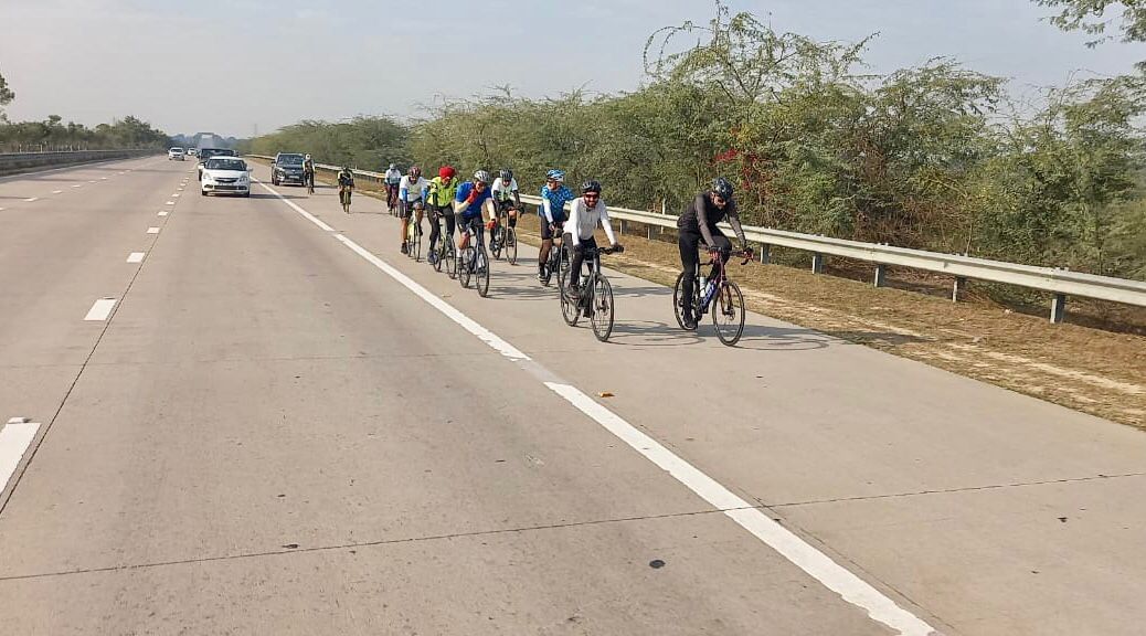 यमुना एक्सप्रेसवेवरही 'हिंदायान'सायकल शर्यत होणार,यंदाच्या  ७ सायकल मोहिमा आणि २ व्यावसायिक मल्टी स्टेजशर्यतीचे वेळापत्रक जाहीर