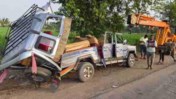 क्रिकेटचे सामने पाहण्यासाठी गेलेल्या मुलांच्या गाडीला अपघात, 2 जणांचा मृत्यू