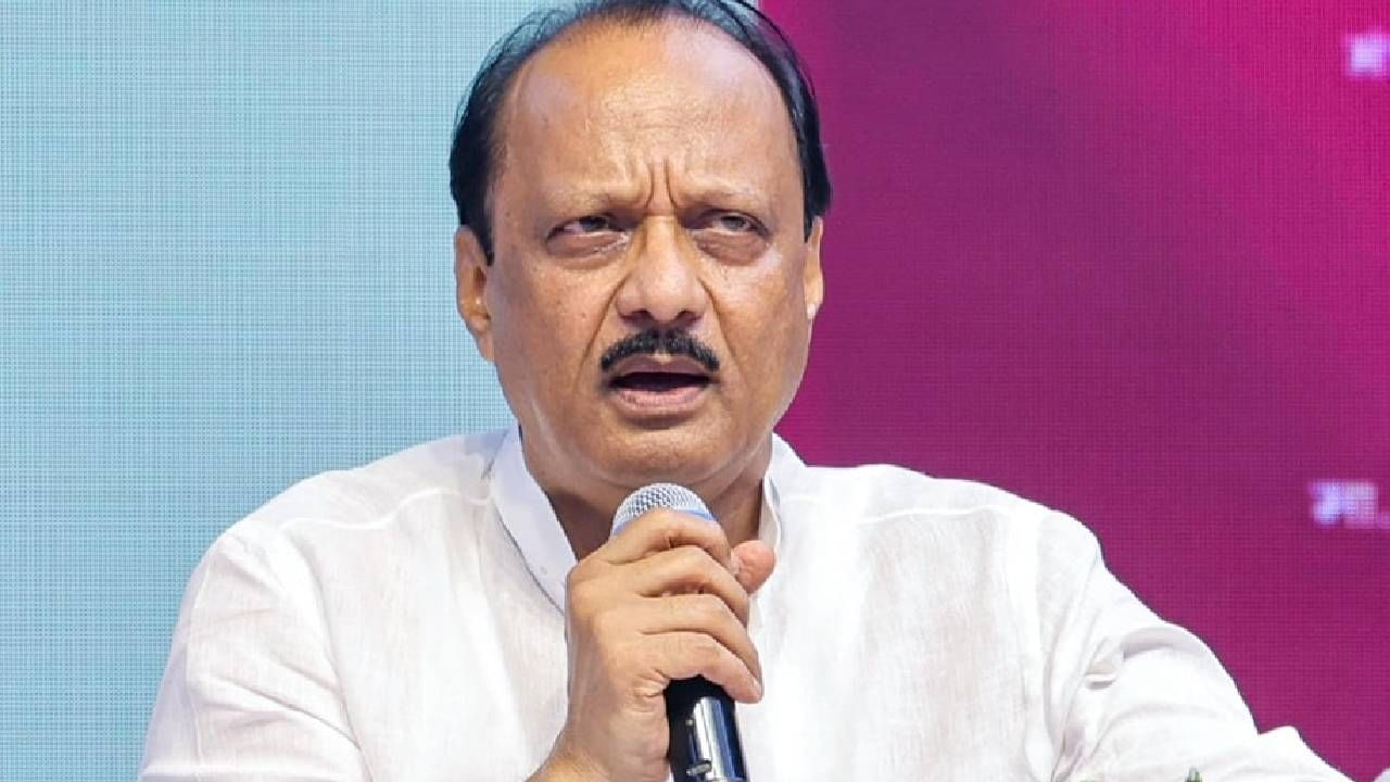 'माझं चुलत्याच्या पुण्याईने चांगलं चाललंय...', अजितदादांची पुन्हा एकदा फटकेबाजी